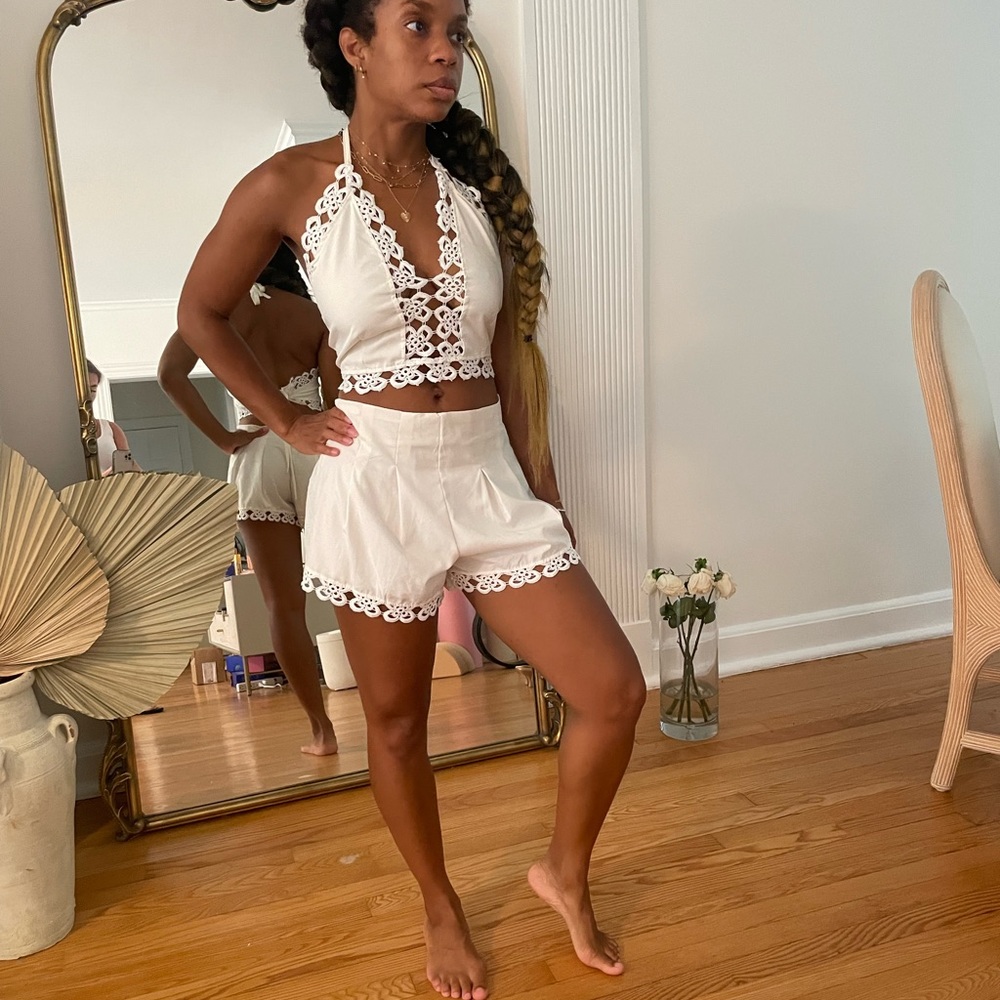 white 2 piece set size S